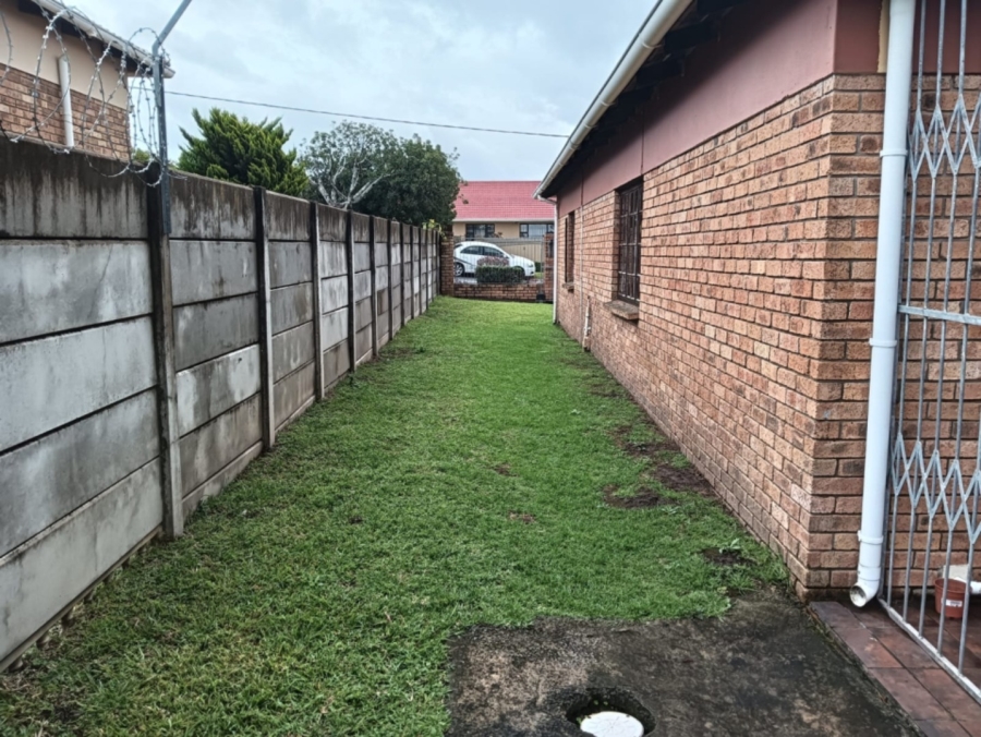 4 Bedroom Property for Sale in Amalinda Eastern Cape